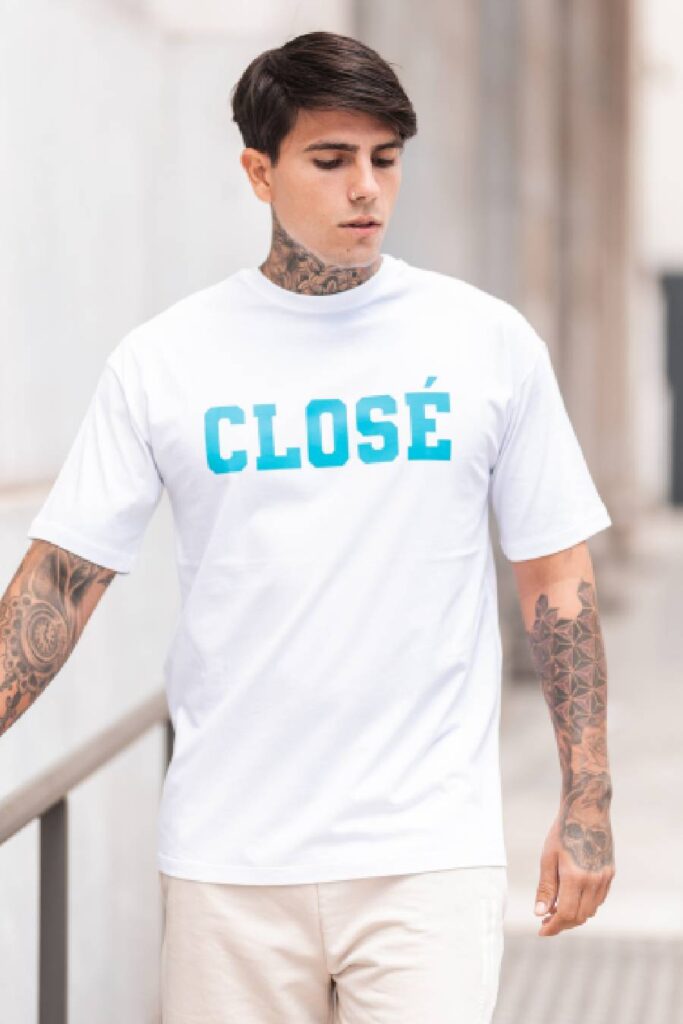 CLVSE SOCIETY WHITE T-SHIRT WITH BLUE STAMP