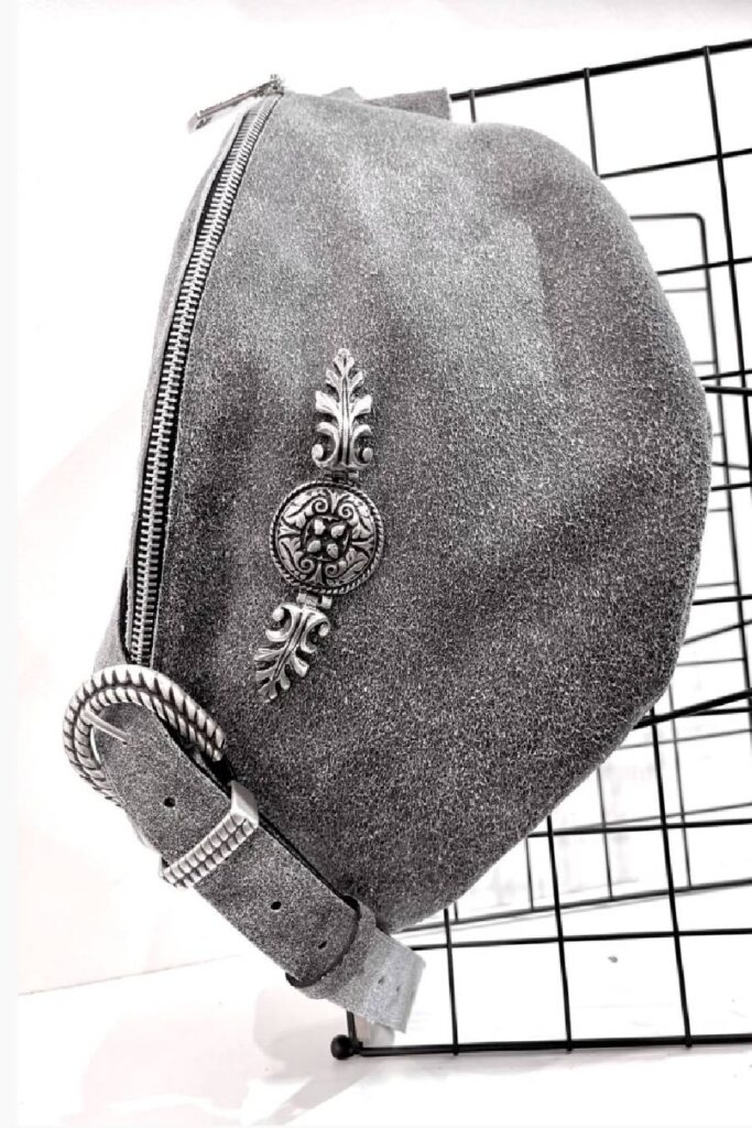 LaVita Handbags Grey Leather belt bag